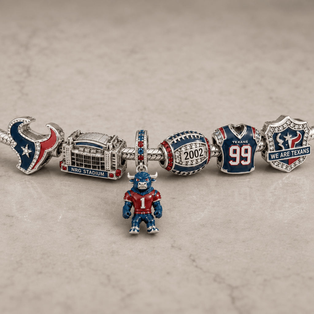 HTX Silver Charm Bracelet Set NTVA