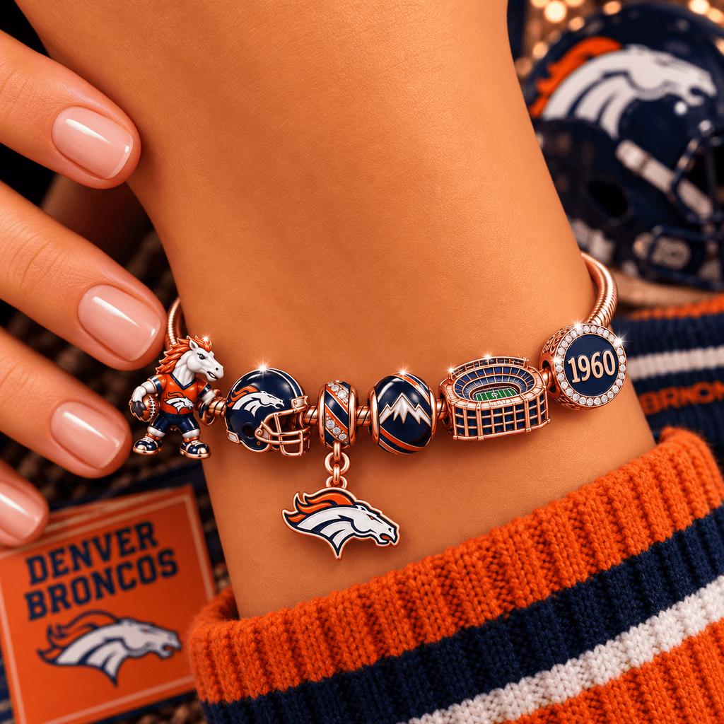 DVBC Gold Charm Bracelet Set NHVH